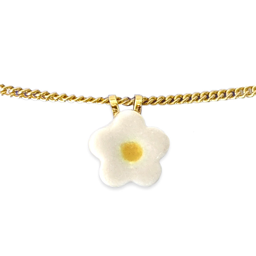 Puffy Cloud Flower Necklace