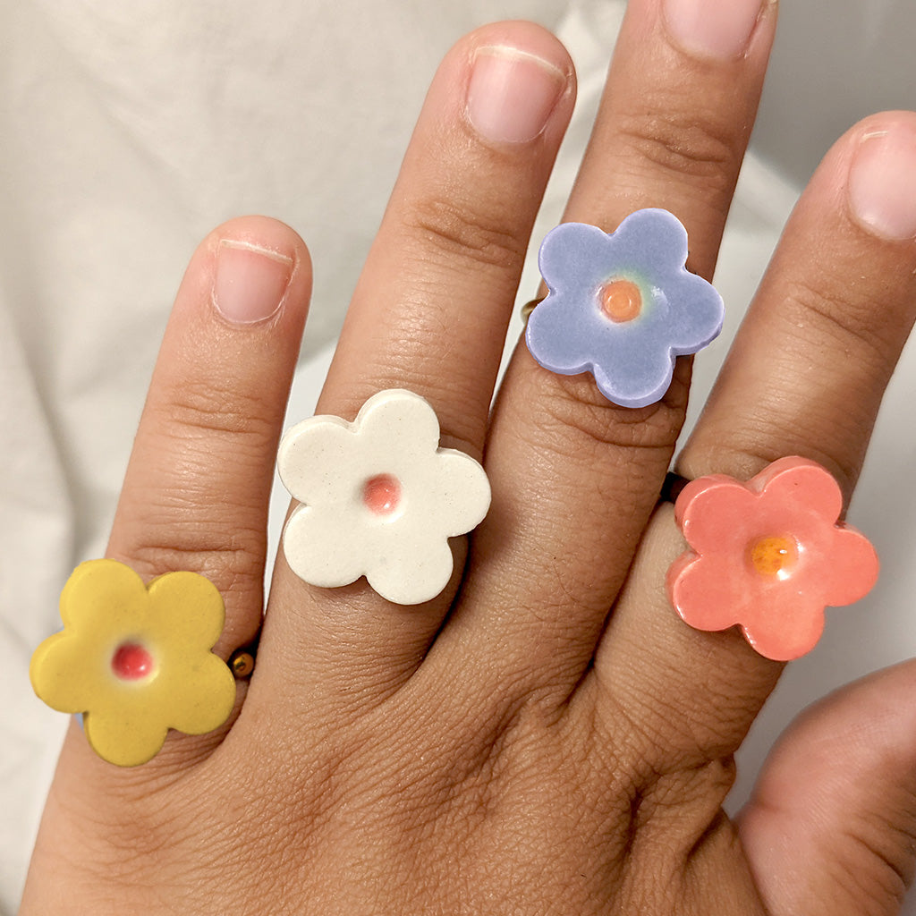 Super Puffy Cloud Flower Ring