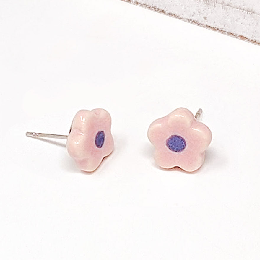Puffy Cloud Flower Studs
