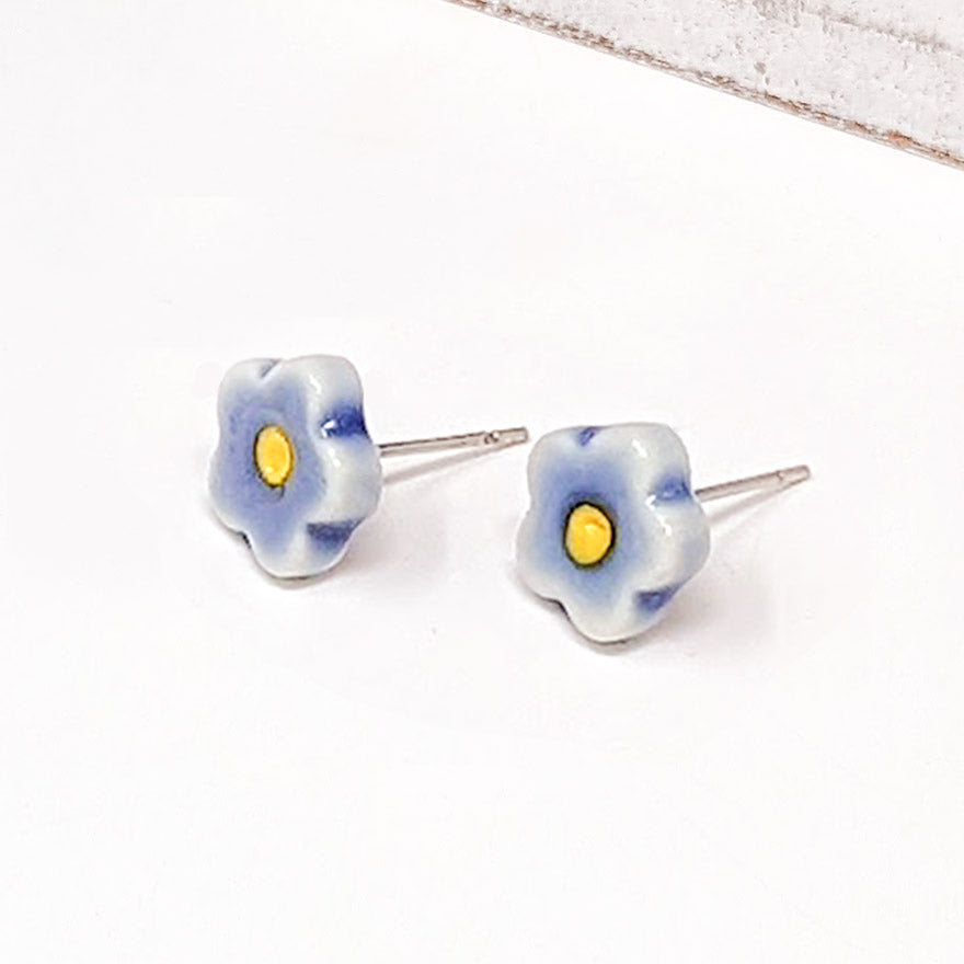 Puffy Cloud Flower Studs